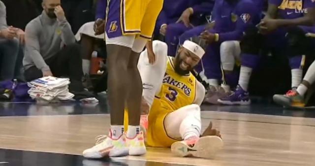 疫情来袭伤病重创浓眉 IT状态出色成湖人唯一慰藉